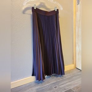 H&M Pleated Skirt